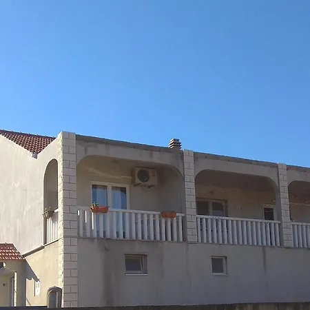 Apartment By The Sea Kneza, Korcula - 4342 *